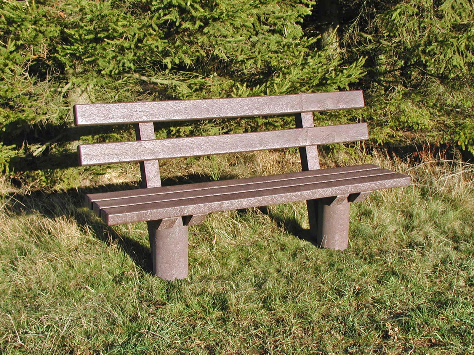 Taunus forest bench